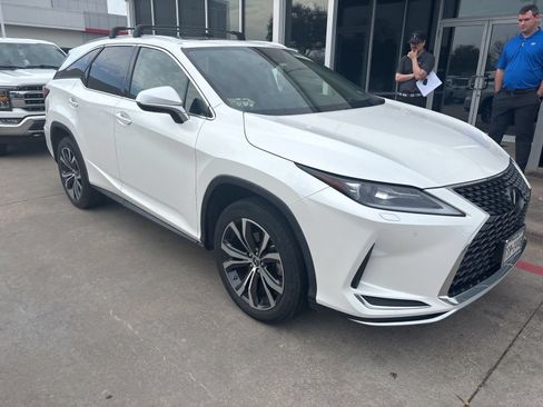 Used 2021 Lexus RX 350L Premium w/ Premium Package AWD/4WD image 3
