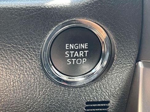 Used 2024 Toyota 4Runner Limited AWD/4WD image 25