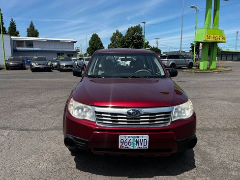 Used 2010 Subaru Forester 2.5X AWD/4WD image 8