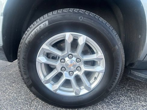 Used 2025 Chevrolet Tahoe LT AWD/4WD image 27