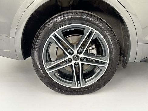 Certified 2023 Audi Q5 e Premium Plus w/ Premium Plus Package image 33