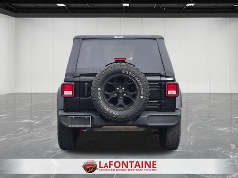 Used 2021 Jeep Wrangler Unlimited Sport AWD/4WD image 4