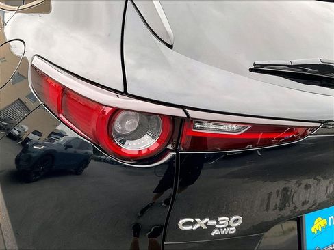 Used 2021 MAZDA CX-30 AWD 2.5 S w/ Select Package image 33