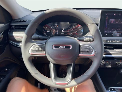 Used 2022 Jeep Compass Trailhawk image 27