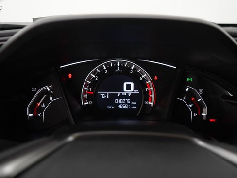 Used 2018 Honda Civic Sport image 24