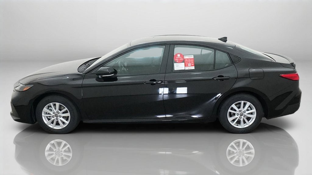 New 2027 Toyota Camry LE w/ Convenience Package FWD image 3