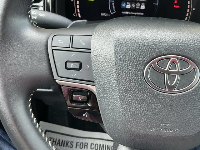 Used 2025 Toyota Camry SE FWD image 28