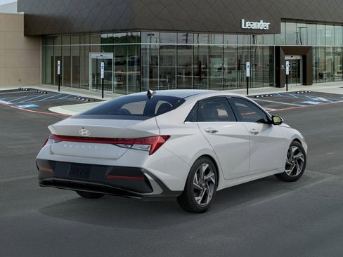 New 2026 Hyundai Elantra Limited image 4
