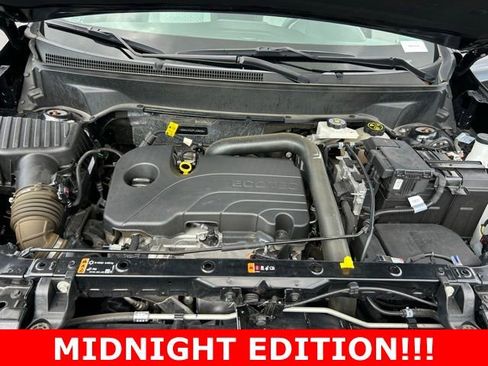 Used 2023 Chevrolet Equinox LS w/ LS Convenience Package FWD image 11