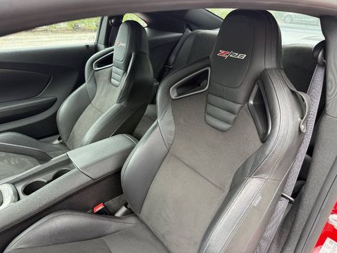 Used 2014 Chevrolet Camaro Z/28 RWD image 18