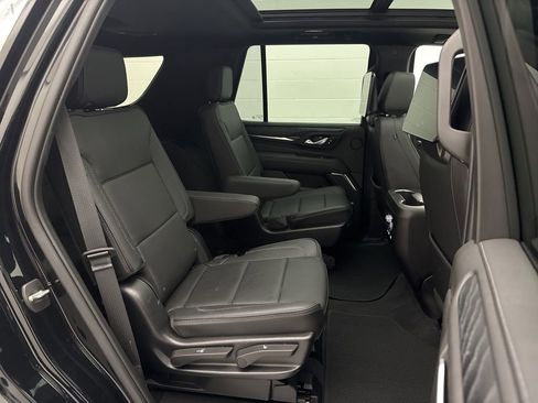 Used 2023 GMC Yukon Denali w/ Advanced Technology Package image 70