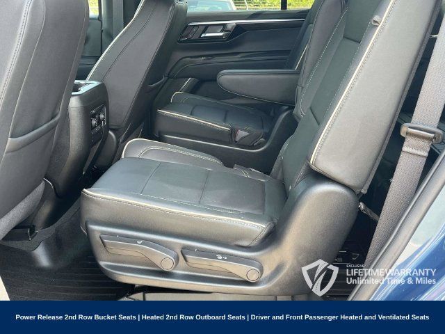 Used 2025 Chevrolet Tahoe Premier AWD/4WD image 17
