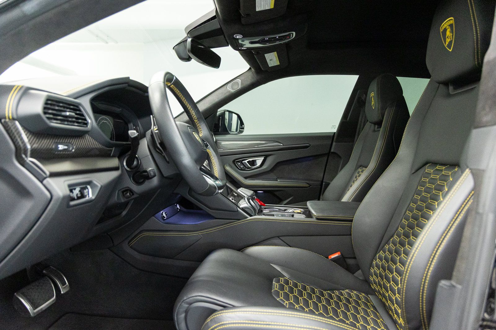 Used 2024 Lamborghini Urus S AWD/4WD image 30