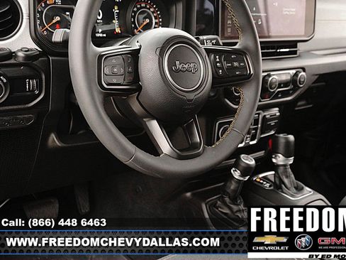 Used 2024 Jeep Wrangler Unlimited Sport AWD/4WD image 25