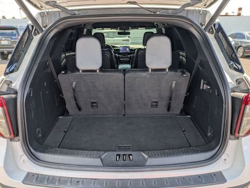 Used 2022 Ford Explorer ST w/ ST Street Pack image 6