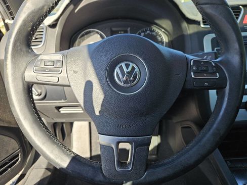 Used 2015 Volkswagen Eos Komfort image 23