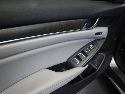 Used 2020 Honda Accord EX-L image 11
