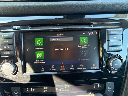 Used 2022 Nissan Rogue Sport SL AWD/4WD image 22