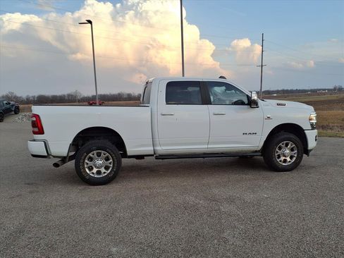 Used 2024 RAM 2500 Laramie w/ Safety Group image 32