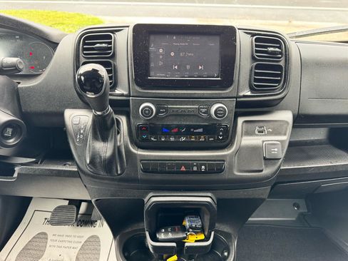 Used 2023 RAM ProMaster 2500 w/ Convenience Group FWD image 26