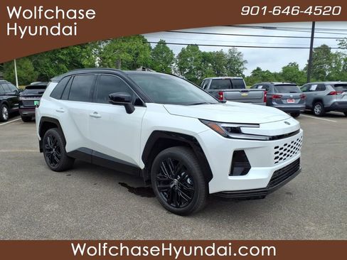 Used 2026 Toyota RAV4 XSE AWD/4WD image 7