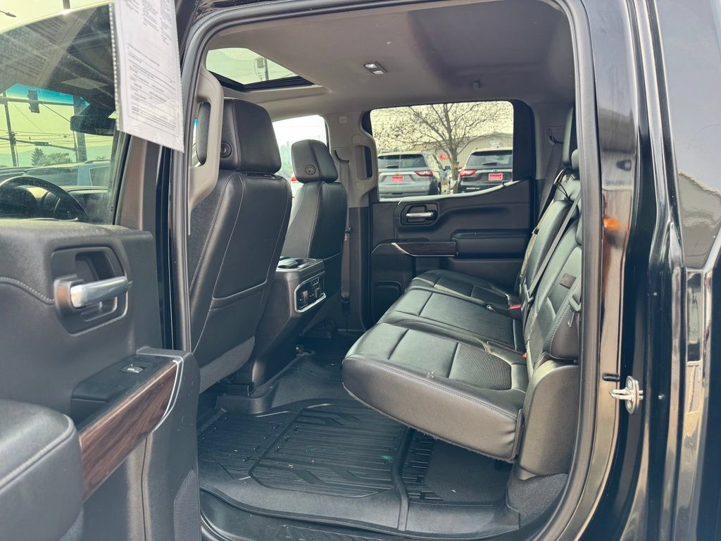 Used 2019 GMC Sierra 1500 SLT w/ SLT Convenience Package AWD/4WD image 12