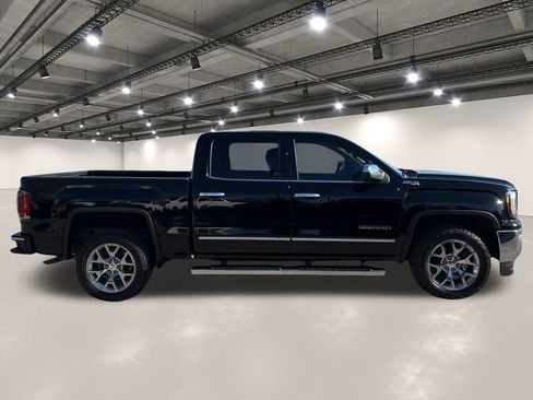 Used 2017 GMC Sierra 1500 SLT w/ SLT Premium Package image 17