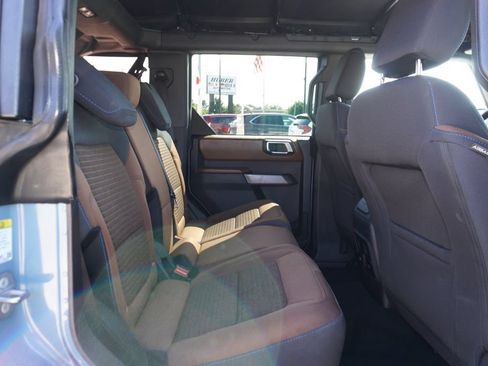 Used 2023 Ford Bronco Outer Banks AWD/4WD image 28