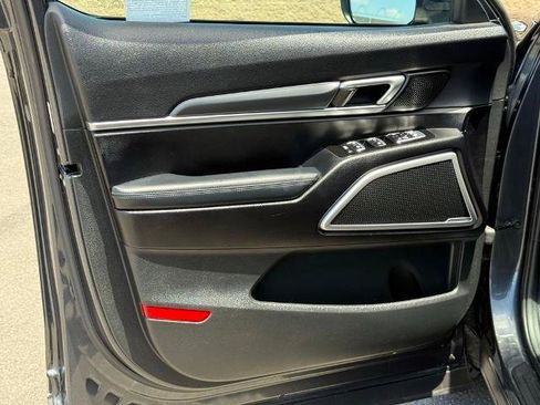 Used 2021 Kia Telluride S AWD/4WD image 18