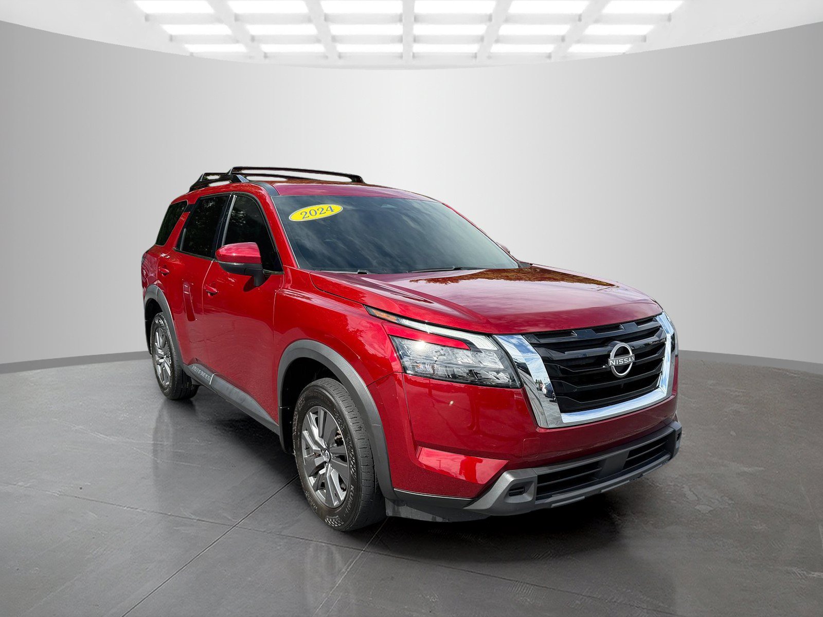 Used 2024 Nissan Pathfinder SV FWD image 5