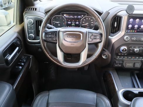 Used 2020 GMC Sierra 2500 Denali w/ Denali Ultimate Package AWD/4WD image 26