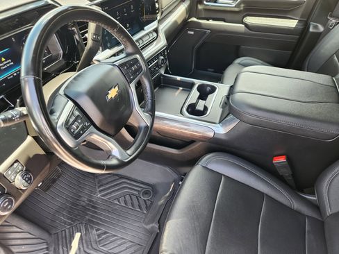 Used 2024 Chevrolet Silverado 2500 LTZ w/ LTZ Plus Package AWD/4WD image 15