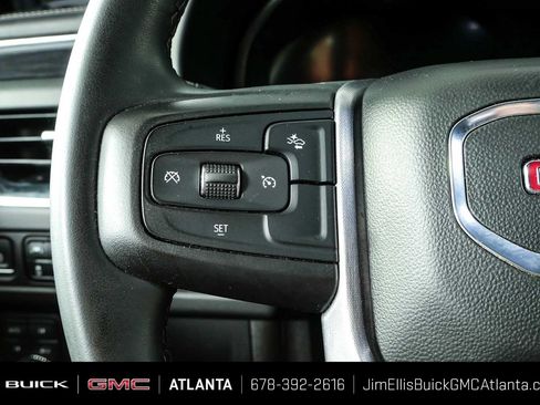 Used 2023 GMC Yukon XL SLT AWD/4WD image 21