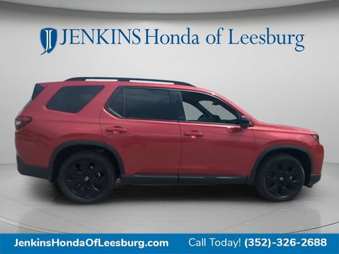 New 2026 Honda Pilot Black Edition image 2