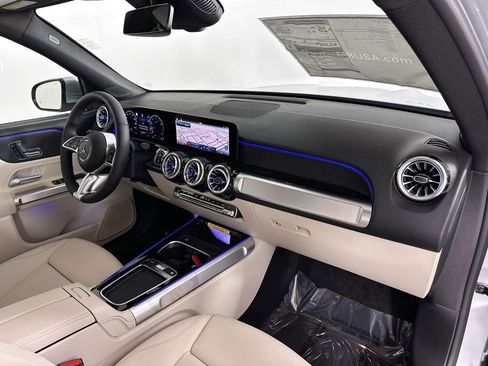 New 2026 Mercedes-Benz GLB 250 image 29