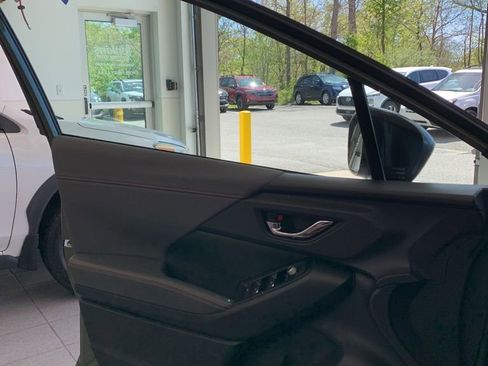 Certified 2024 Subaru Crosstrek 2.5i Limited w/ Crosstrek Mirror Package AWD/4WD image 6