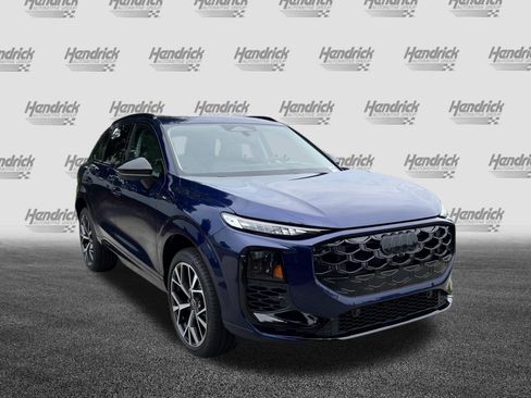 Certified 2026 Audi Q3 quattro 2.0T AWD/4WD image 2