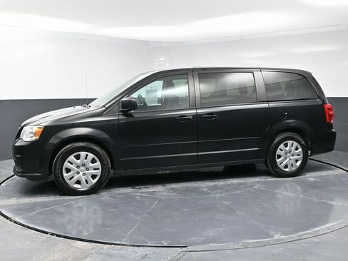 Used 2017 Dodge Grand Caravan SE w/ Power Window Group image 6