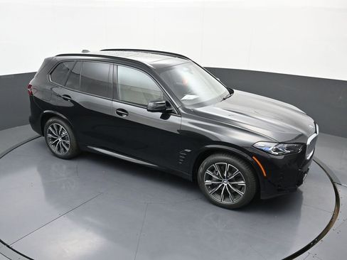 New 2026 BMW X5 xDrive50e w/ M Sport Package image 33