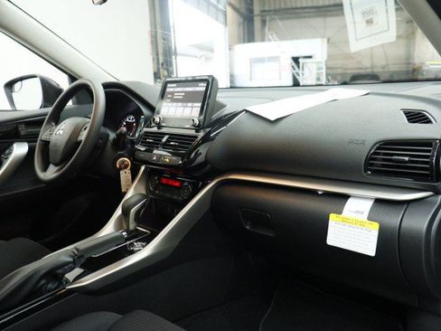 New 2026 Mitsubishi Eclipse Cross ES AWD/4WD image 17