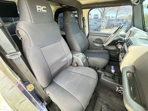 Used 2004 Jeep Wrangler X w/ Columbia Edition Group image 24