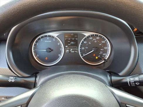 Used 2024 Nissan Kicks S image 19