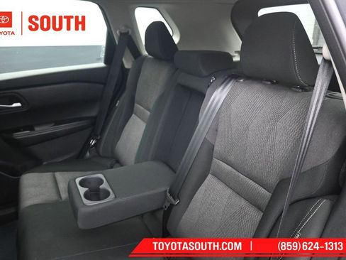 Used 2025 Nissan Rogue SV FWD image 21