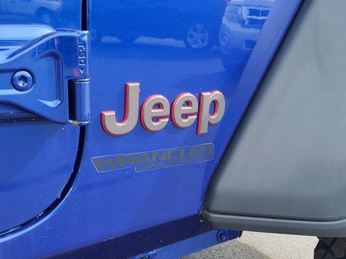 Used 2018 Jeep Wrangler Unlimited Rubicon AWD/4WD image 8