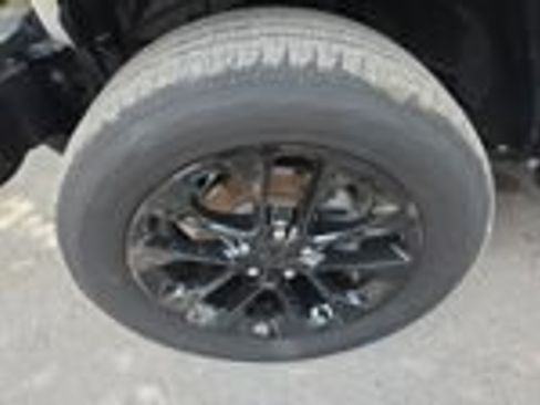 Used 2022 Jeep Wrangler Unlimited Sahara AWD/4WD image 16