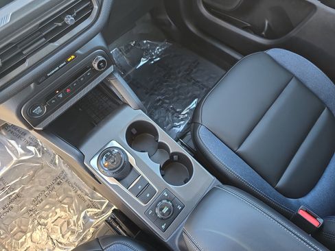 New 2025 Ford Bronco Sport Outer Banks w/ Sasquatch Outer Banks Package image 27