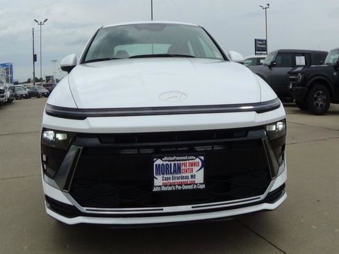 Used 2025 Hyundai Sonata SEL FWD image 3