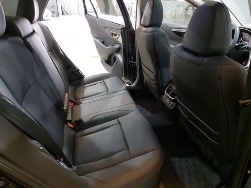 Certified 2025 Subaru Outback Limited w/ Popular Package #2 image 11