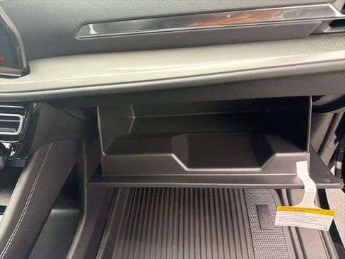 New 2026 Chevrolet Traverse LT image 26