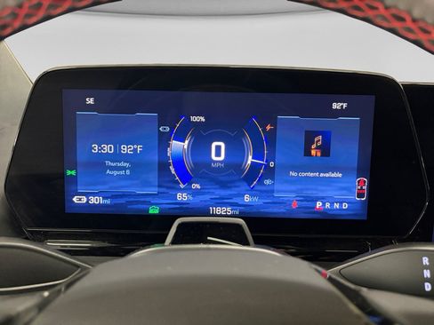 Used 2025 Chevrolet Silverado EV RST AWD/4WD image 8